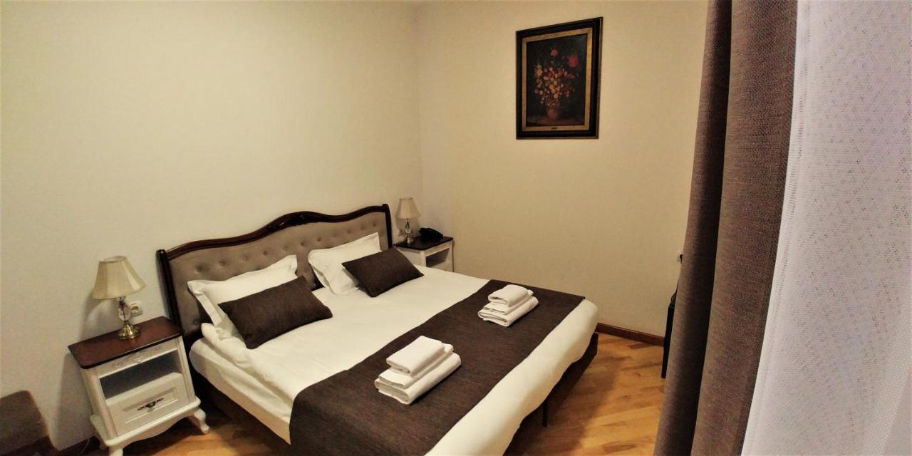 Hotel Meridian Brody Ngoại thất bức ảnh