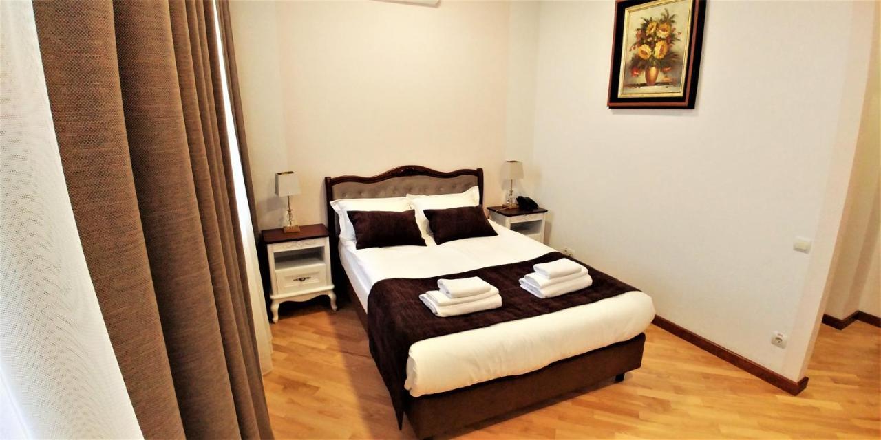 Hotel Meridian Brody Ngoại thất bức ảnh